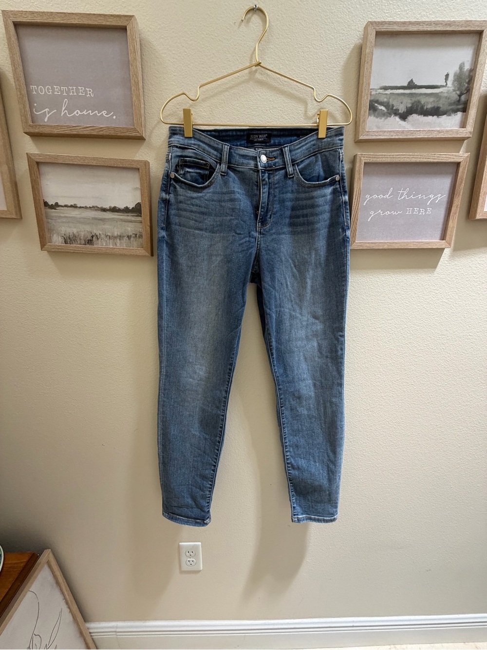 Judy Blue Light-Mid Blue Jeans
